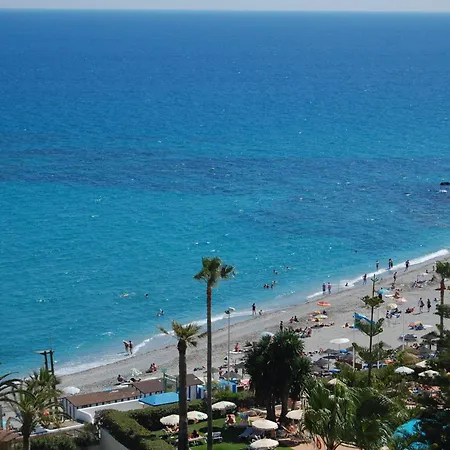 Fuentes De Floor Sea Views 内尔哈